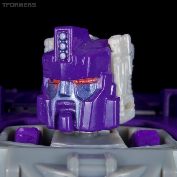 TFormers Gallery   Siege On Cybertron Tidal Wave 025 (25 of 124)